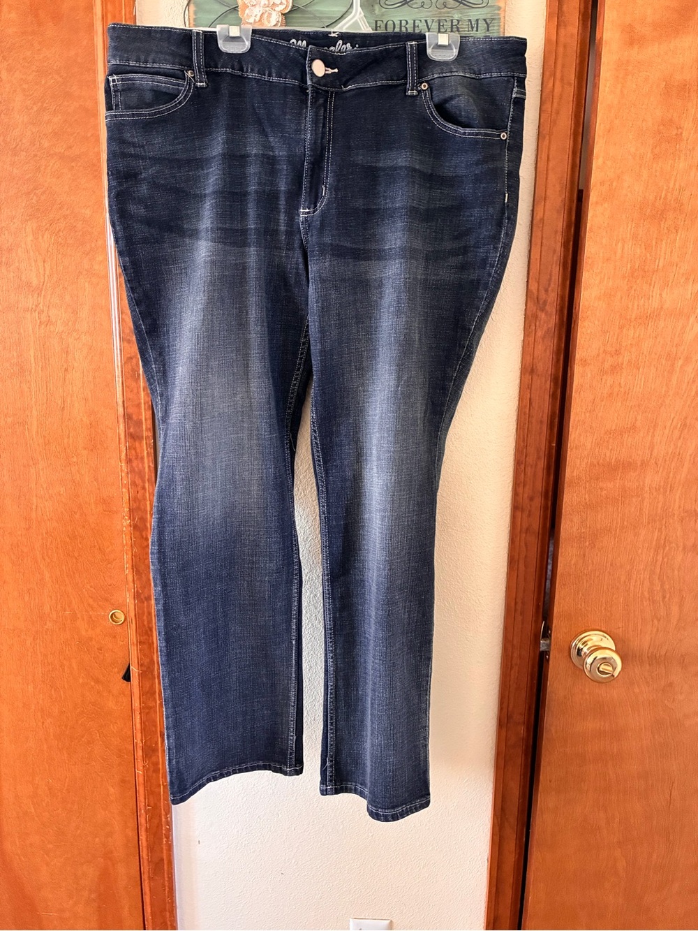 Wrangler Women's Essential Straight Leg Denim Jeans NWT 22W x 32